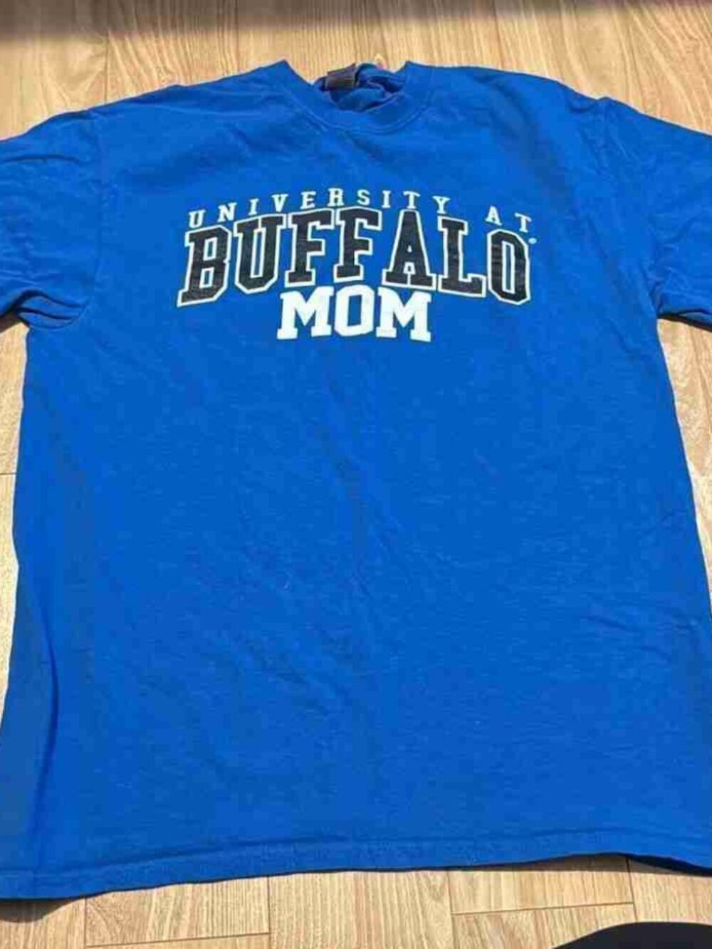 UB Buffalo Mom Blue Short Sleeve T-Shirt University Alumni Parent
